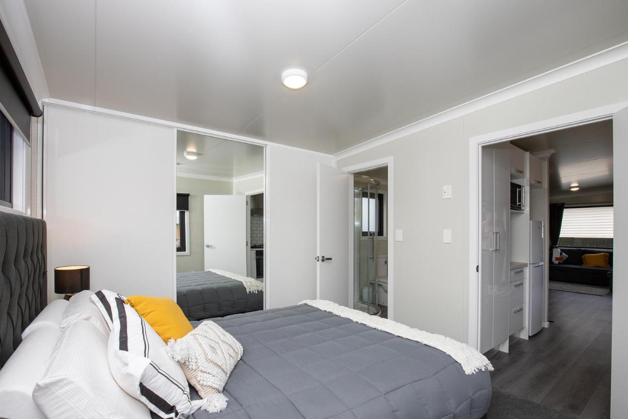 Affordable Modern Accommodation Westport Buitenkant foto